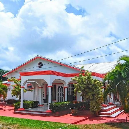 Sunny Palm Villas Laborie Екстериор снимка