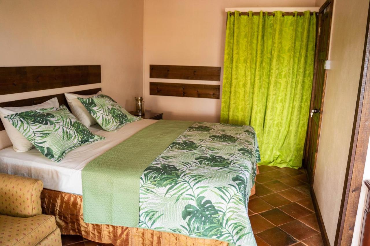 Sunny Palm Villas Laborie Екстериор снимка